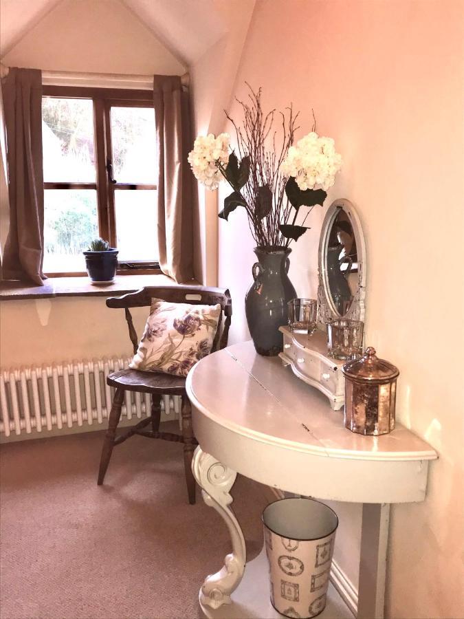 Dove Cottage Bisley  Экстерьер фото