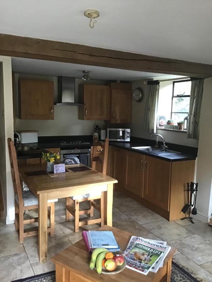Dove Cottage Bisley  Экстерьер фото