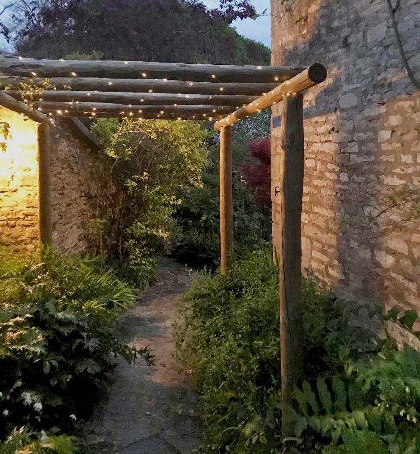 Dove Cottage Bisley  Экстерьер фото