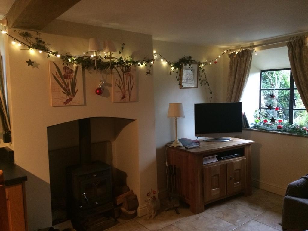 Dove Cottage Bisley  Экстерьер фото