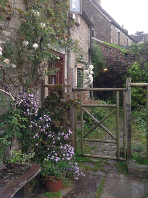 Dove Cottage Bisley  Экстерьер фото