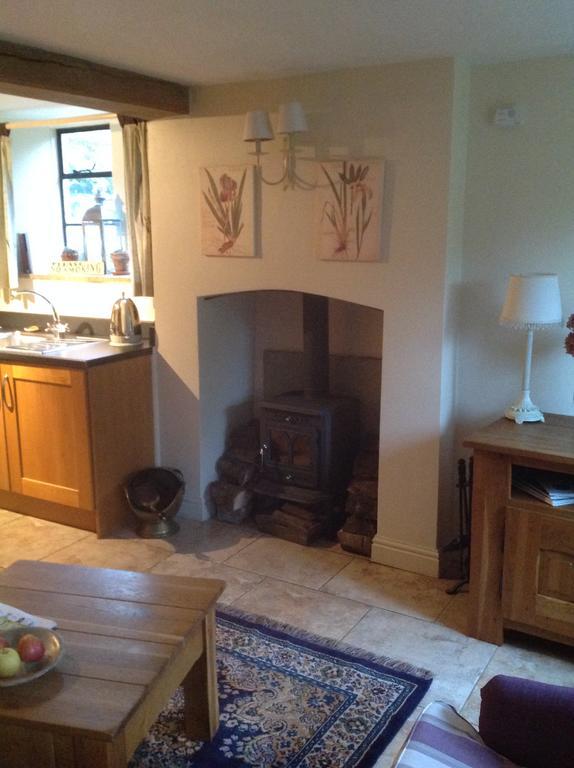 Dove Cottage Bisley  Экстерьер фото
