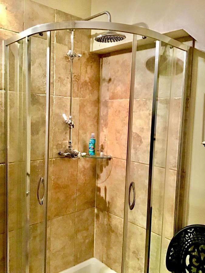 Dove Cottage Bisley  Экстерьер фото