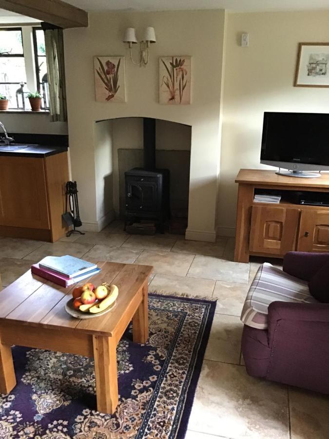 Dove Cottage Bisley  Экстерьер фото